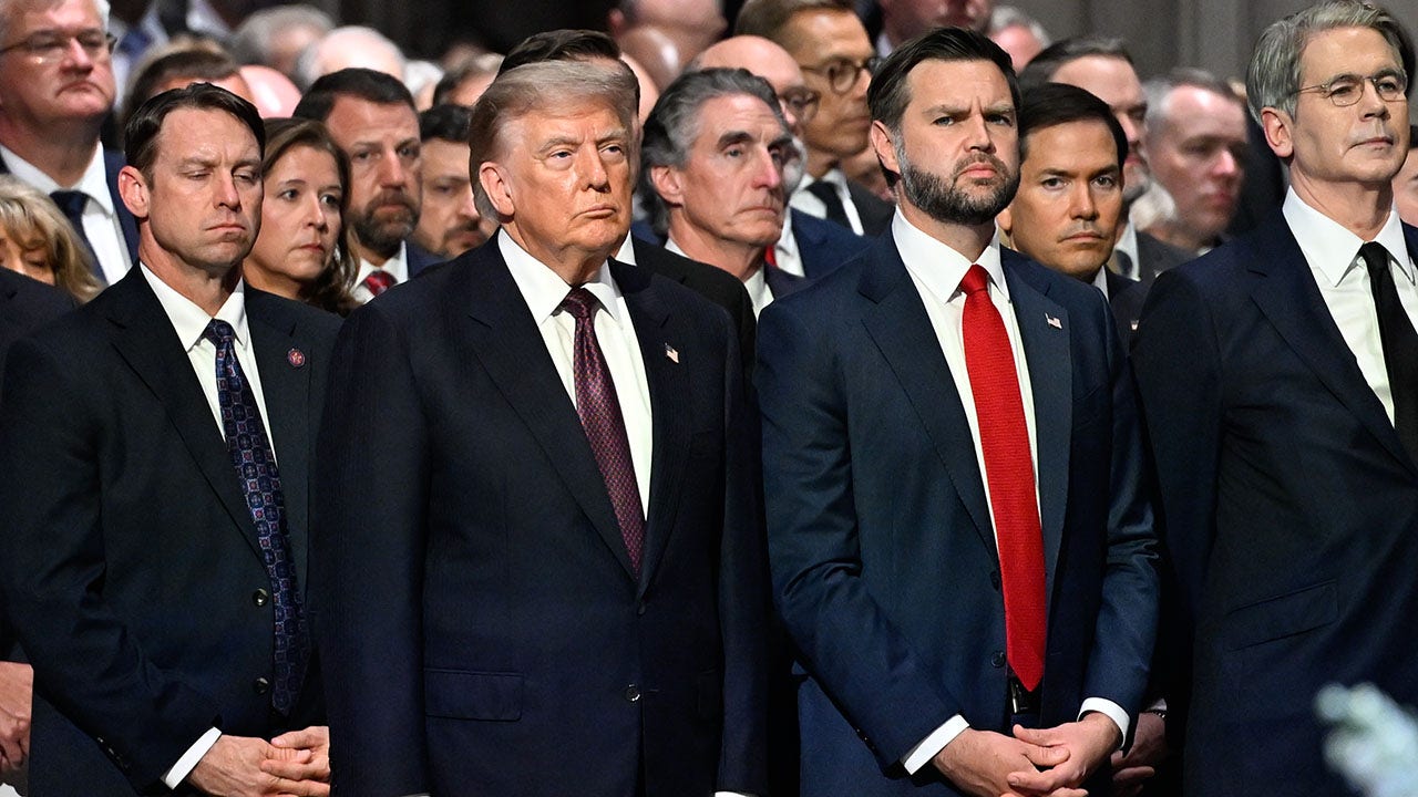 Trump recites Lindsey Graham’s phone number during eulogy address