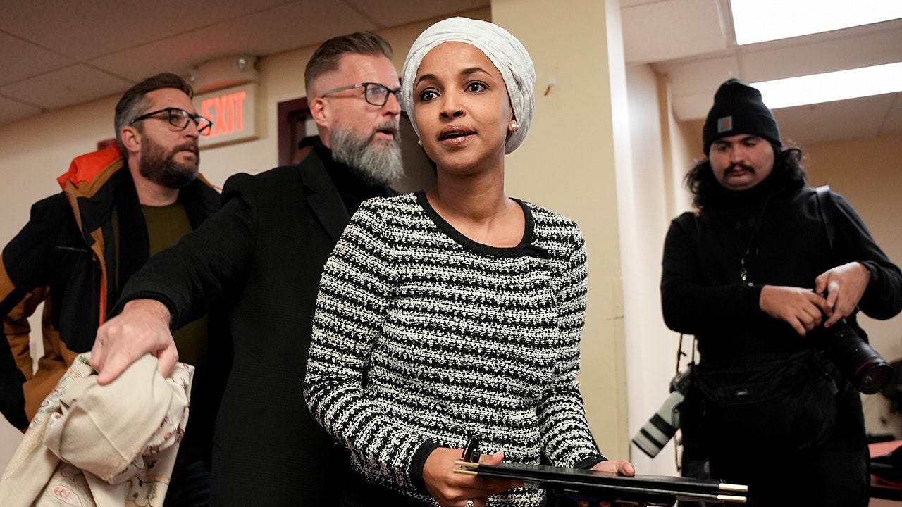 175 House Democrats defend Ilhan Omar over immigration search warrant