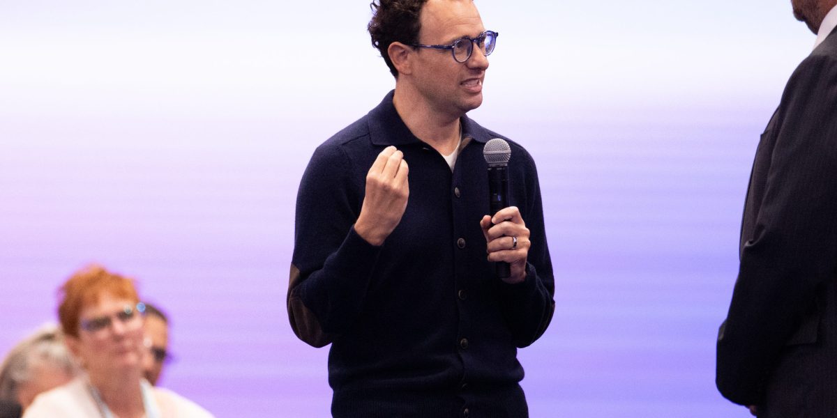 Anthropic is on the hook for billions in compute. Its customers can walk away at any time