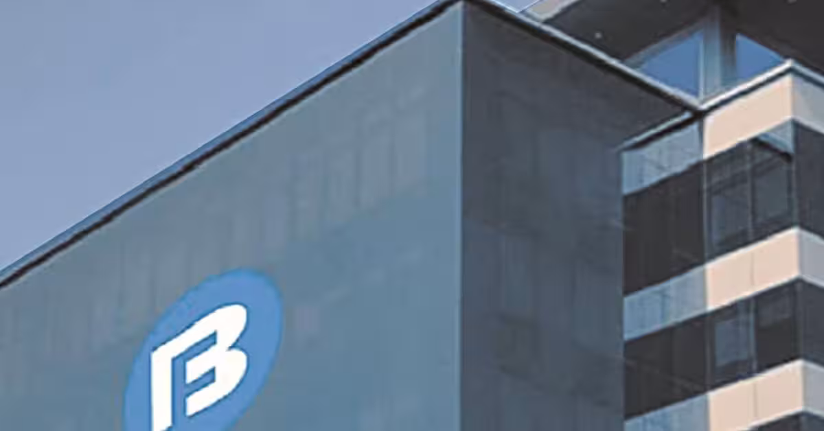 Bajaj Finance down 3% post Q2; analysts stay bullish on asset quality gains