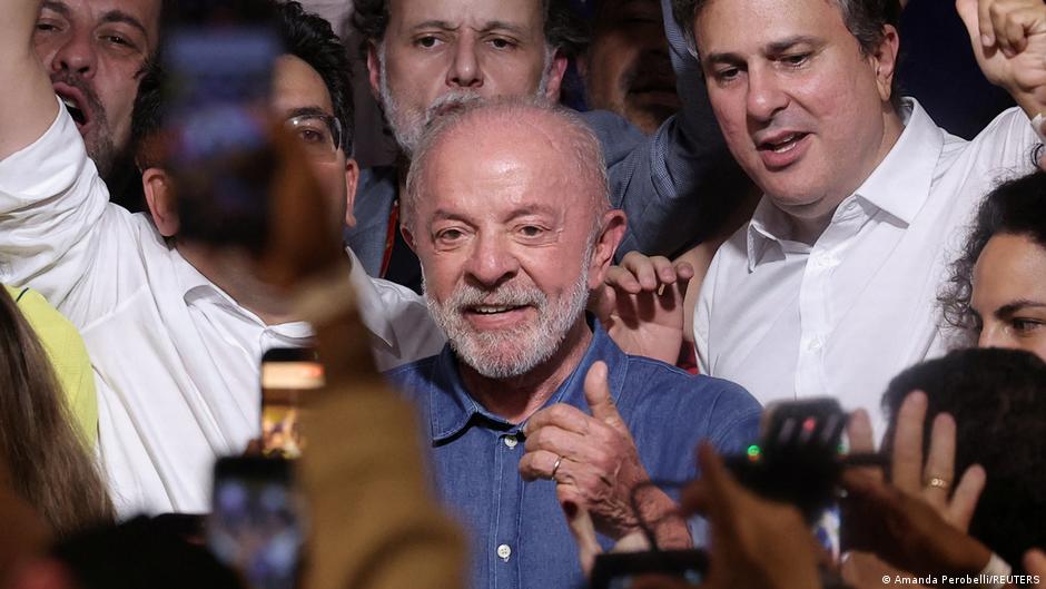 Brazil elections: Lula wins another term, beating Bolsonaro