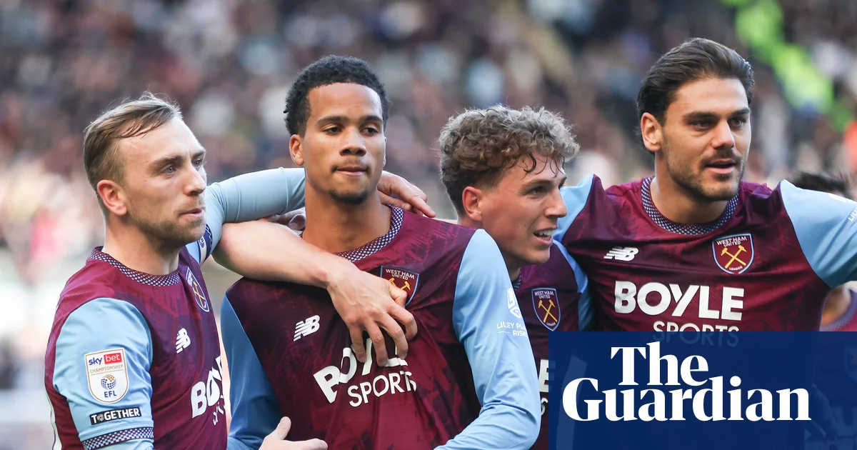 Championship roundup: West Ham go second; Norwich beaten again