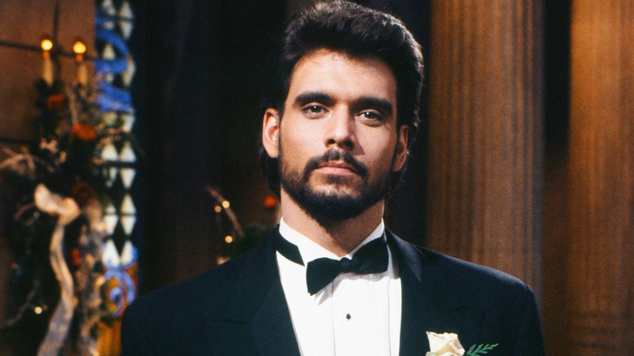 ‘Days of Our Lives’ star Robert Kelker-Kelly felt chest pain before death at 62