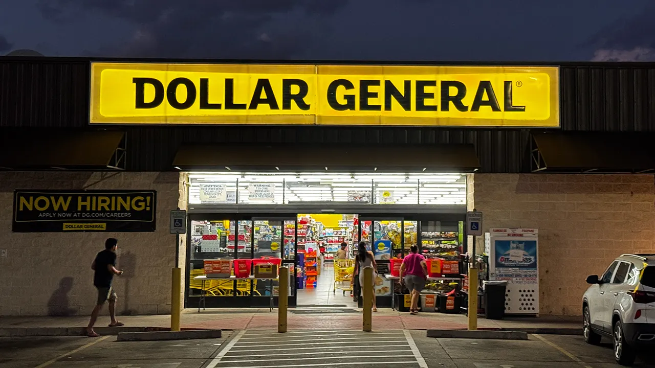 FTC sues Dollar General over alleged deceptive pricing overcharges