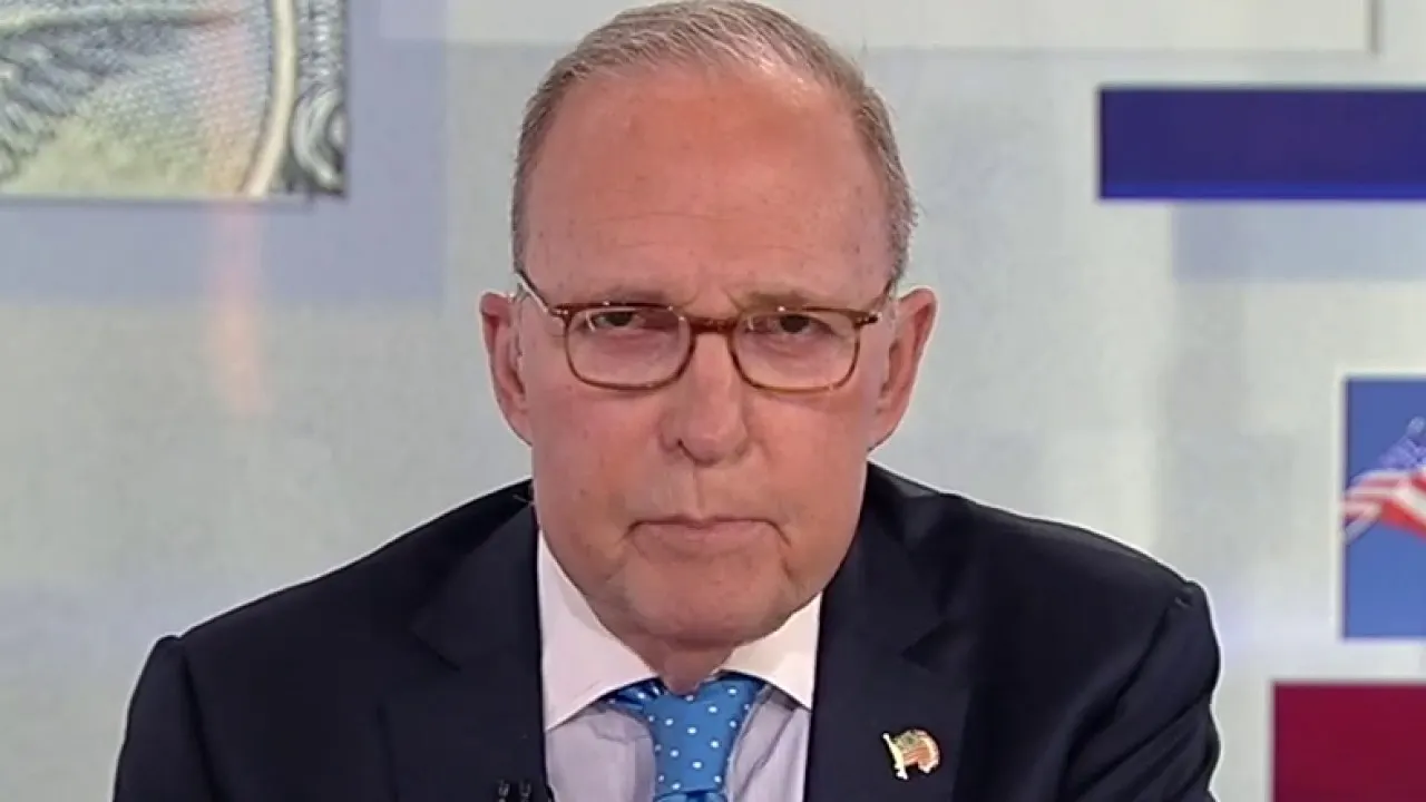 LARRY KUDLOW: Keep your backbone, traditional Republicans, this is no time to go wobbly