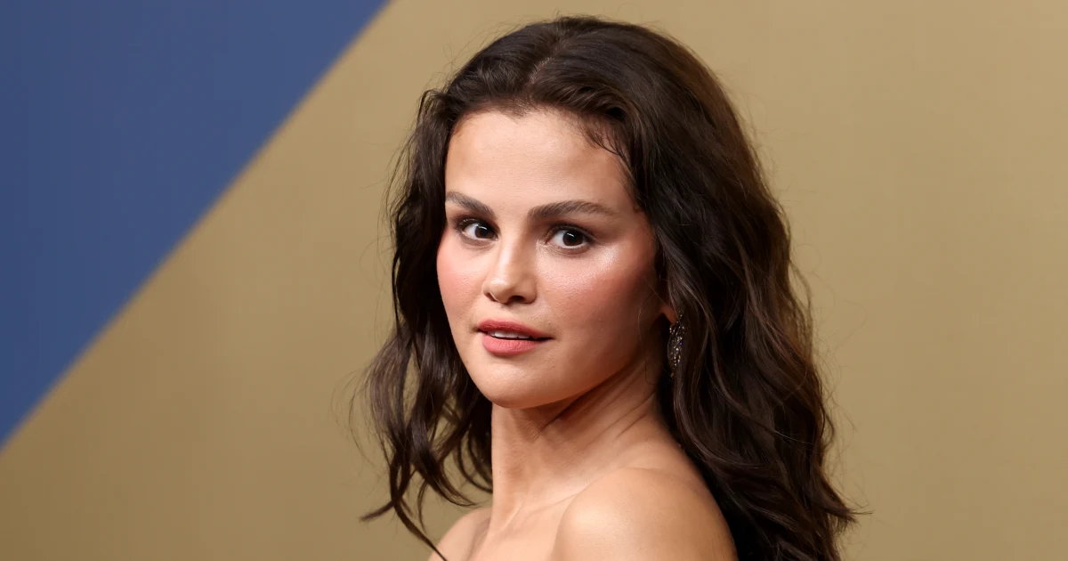 Selena Gomez Says Vaping Changed Her Voice. What Do Doctors Say?