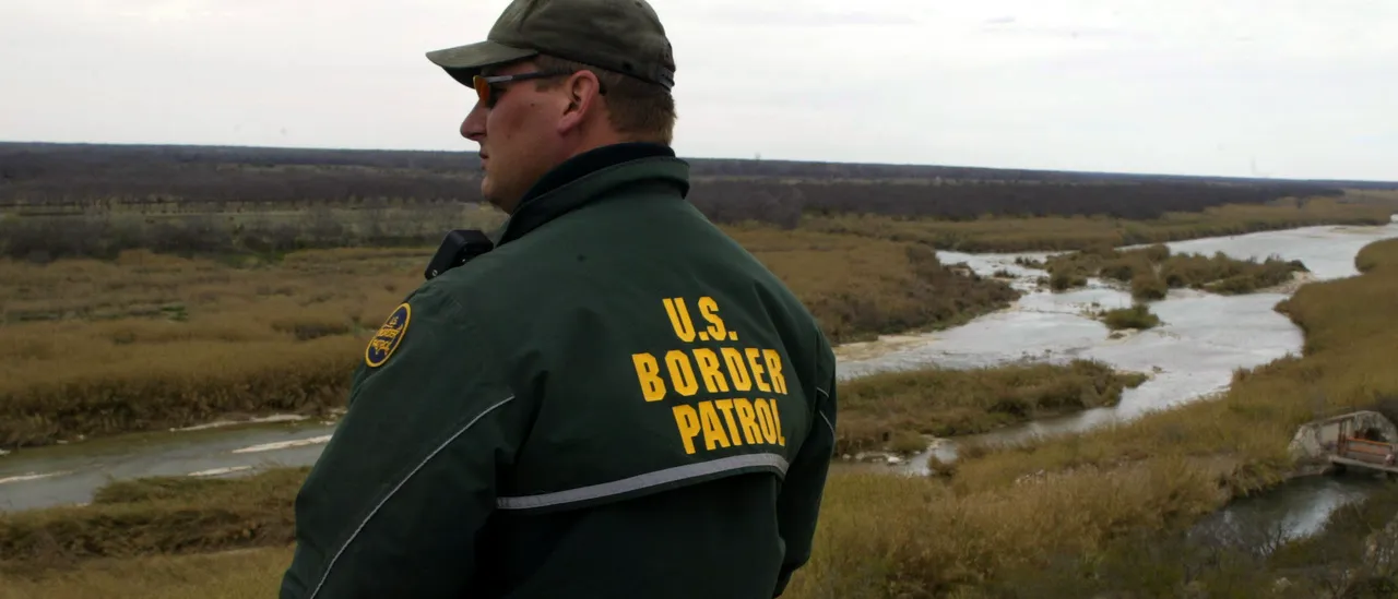 Texas Claims Rio Grande Islands In Fight Against Cartels