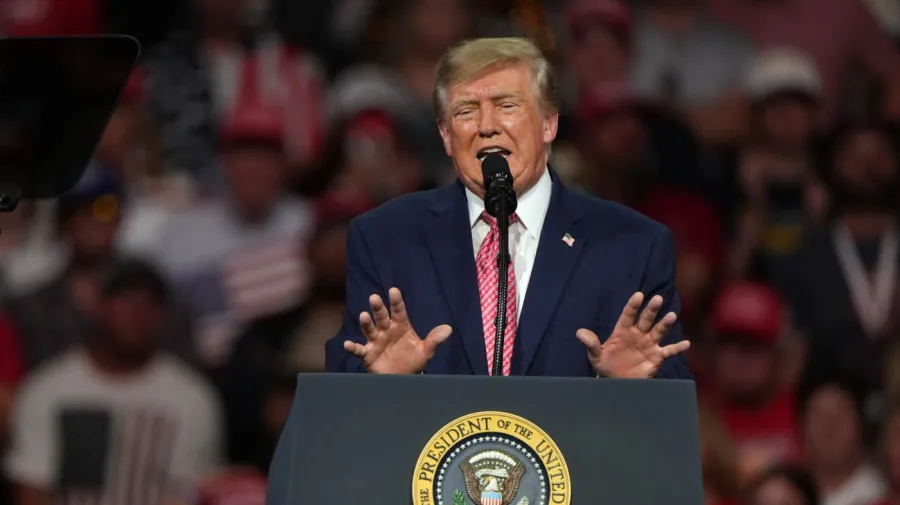 Trump announces $8B relief program for farmers