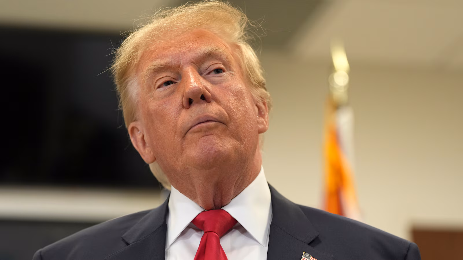Trump casts his midterm ballot early in Florida