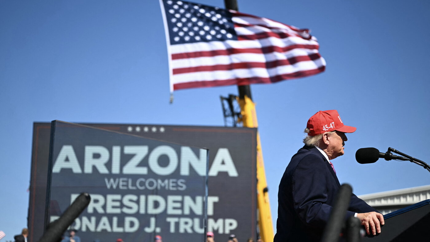 Trump’s campaign travel highlights his midterm strategy : NPR