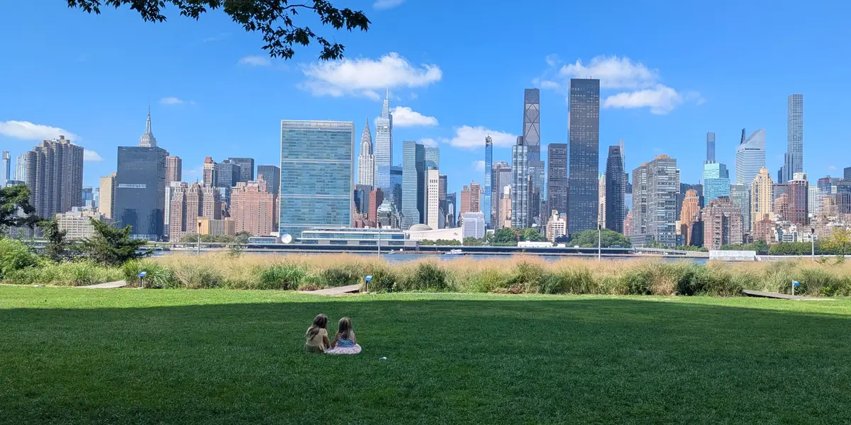 We Went to NYC and My 2 Young Daughters Weren’t Into My Itinerary