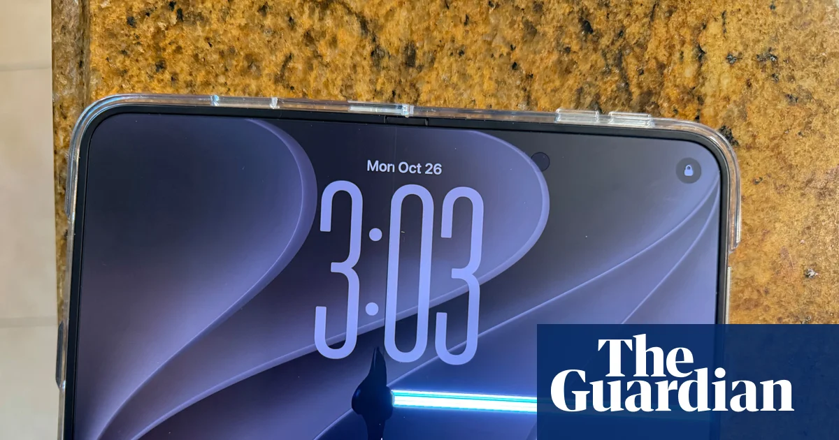 iPhone Duo owners report cracks in Apple’s first foldable handset